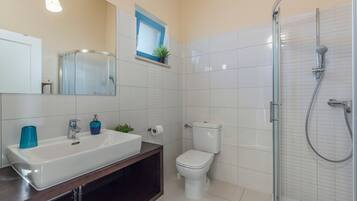House, Smoking | 3 bedrooms