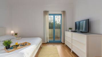 House, Smoking | 3 bedrooms