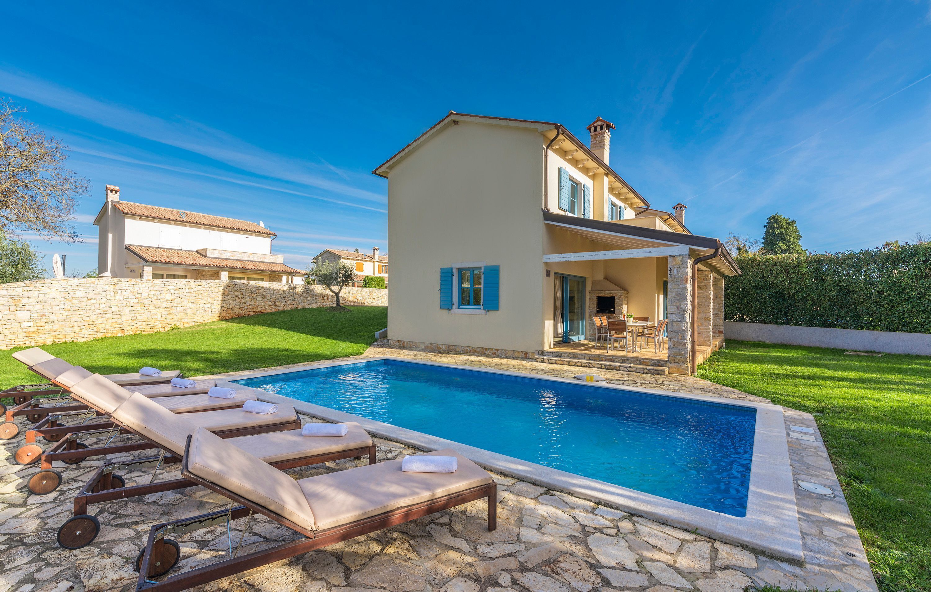 3 عدّة غرف نوم