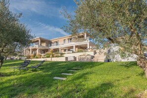 别墅 | 4 多间卧室