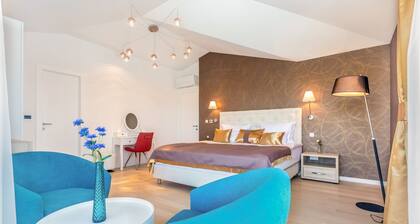 Roko in Malinska With 4 Bedrooms and 2 Bathrooms