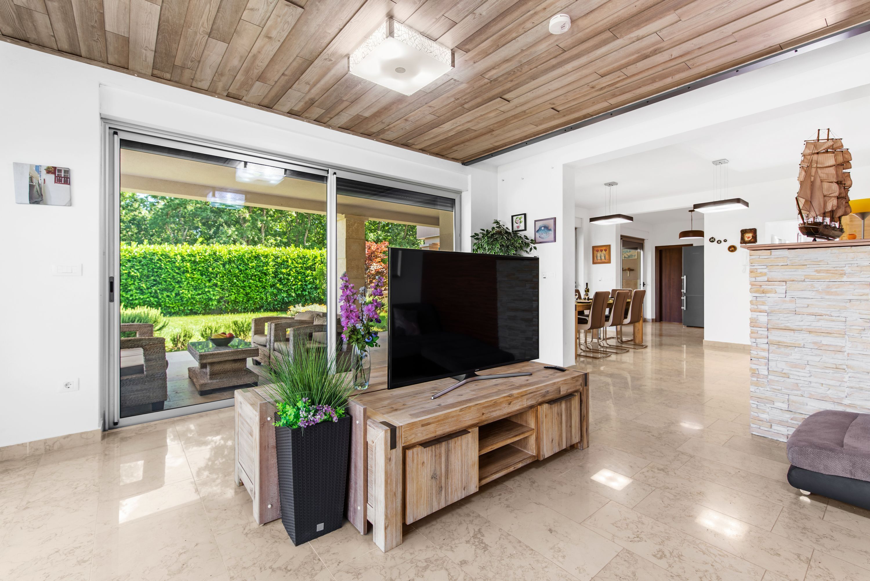 4 عدّة غرف نوم