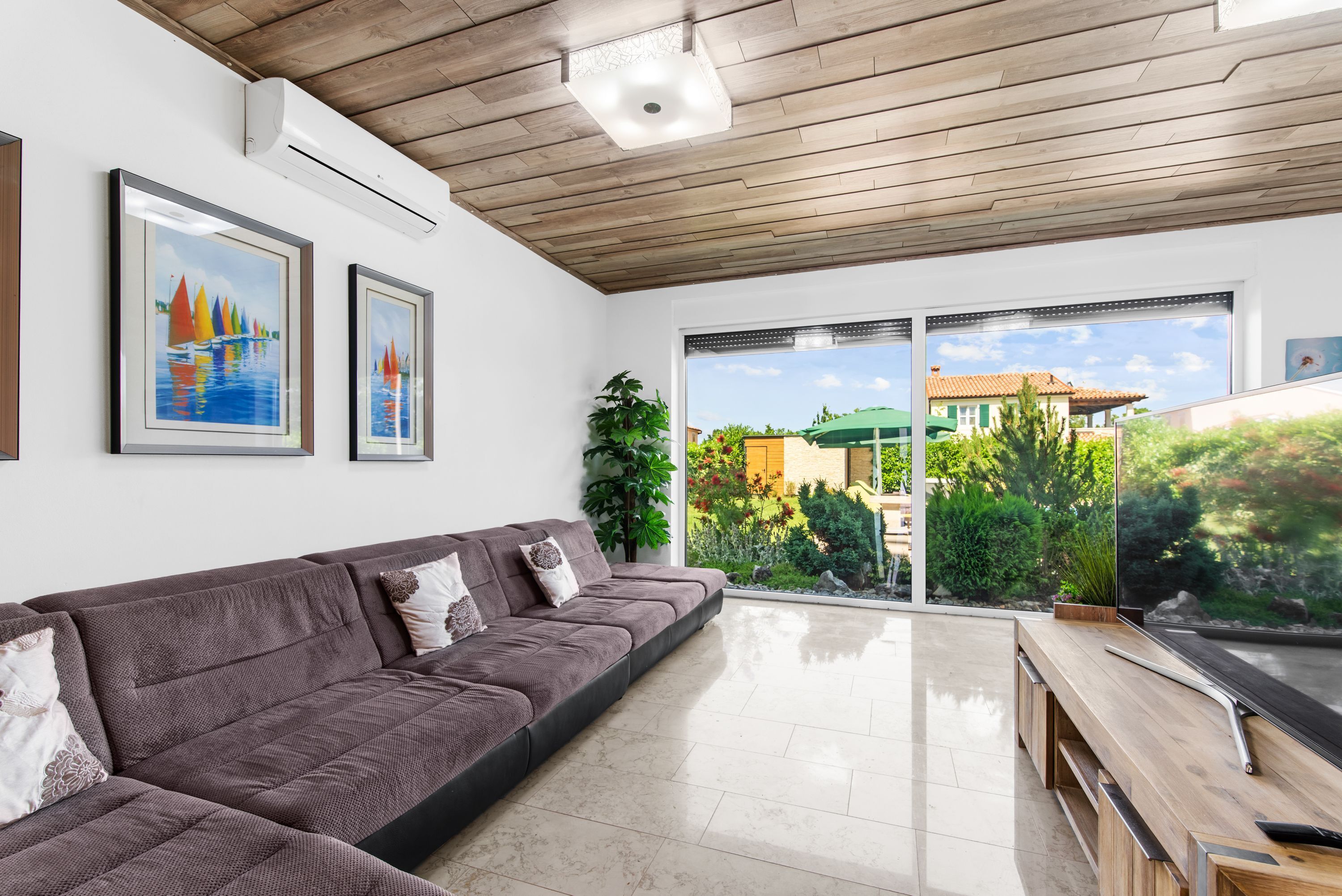 Casa, para fumantes | 4 quartos