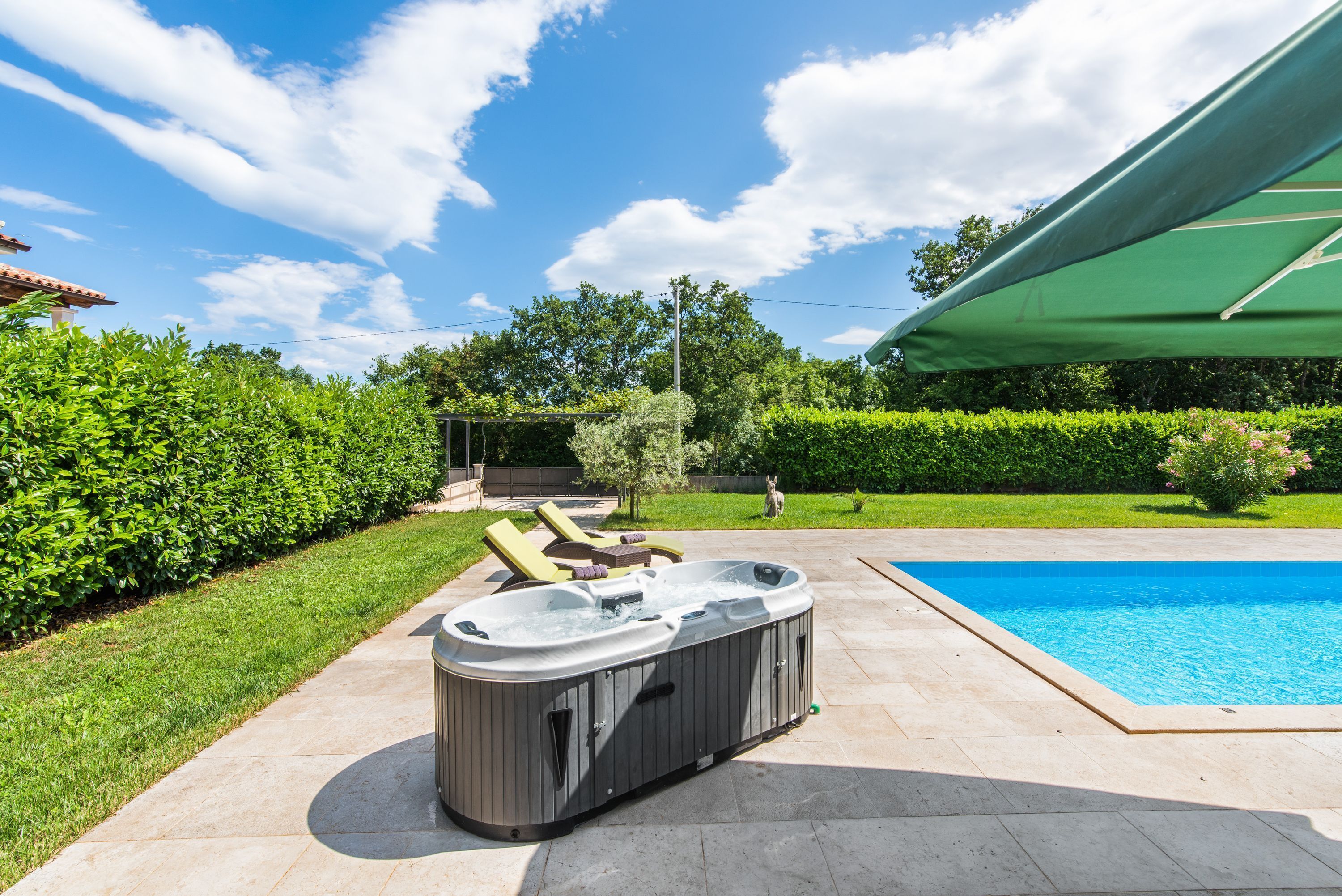 فيلا | 4 عدّة غرف نوم