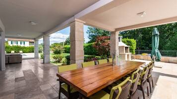 4 عدّة غرف نوم