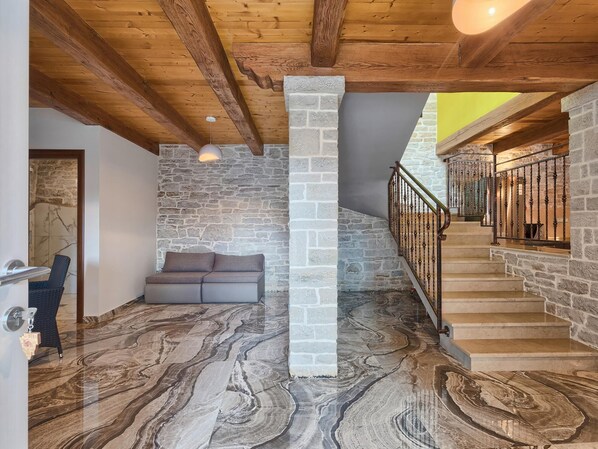 Villa | 4 bedrooms - Patrick in Pazin With 4 Bedrooms and 4 Bathrooms (Pazin)