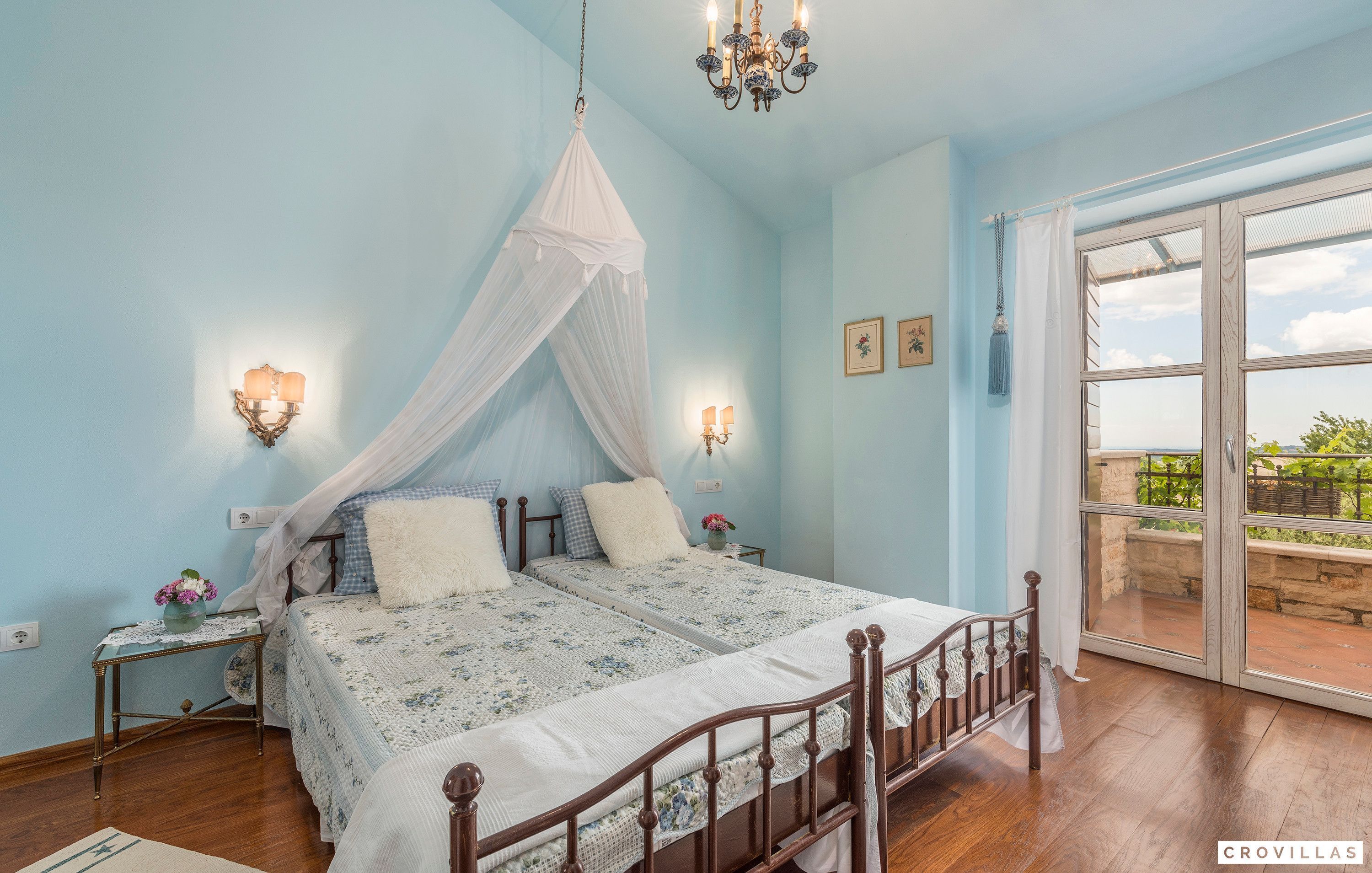 3 عدّة غرف نوم