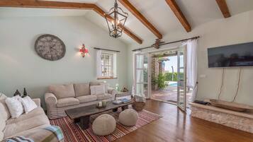 House, Smoking | 3 bedrooms