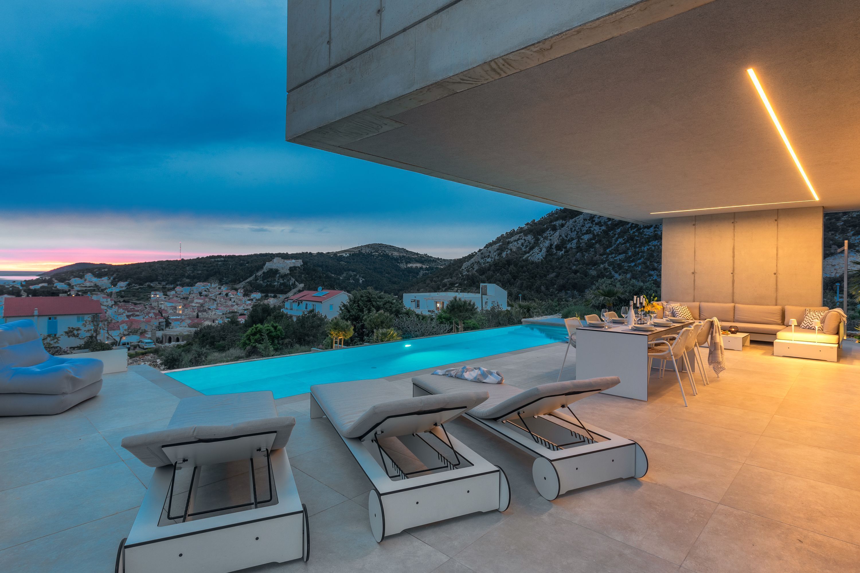 فيلا | 3 عدّة غرف نوم