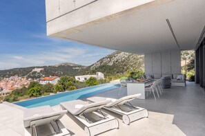 House, Smoking | 3 bedrooms