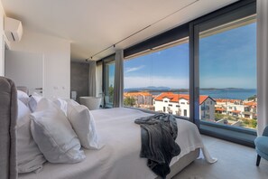 Villa | 3 bedrooms - Loft Hvar in Hvar With 3 Bedrooms and 1 Bathrooms (Hvar)