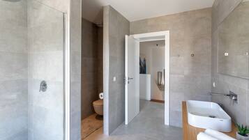 House, Smoking | 3 bedrooms