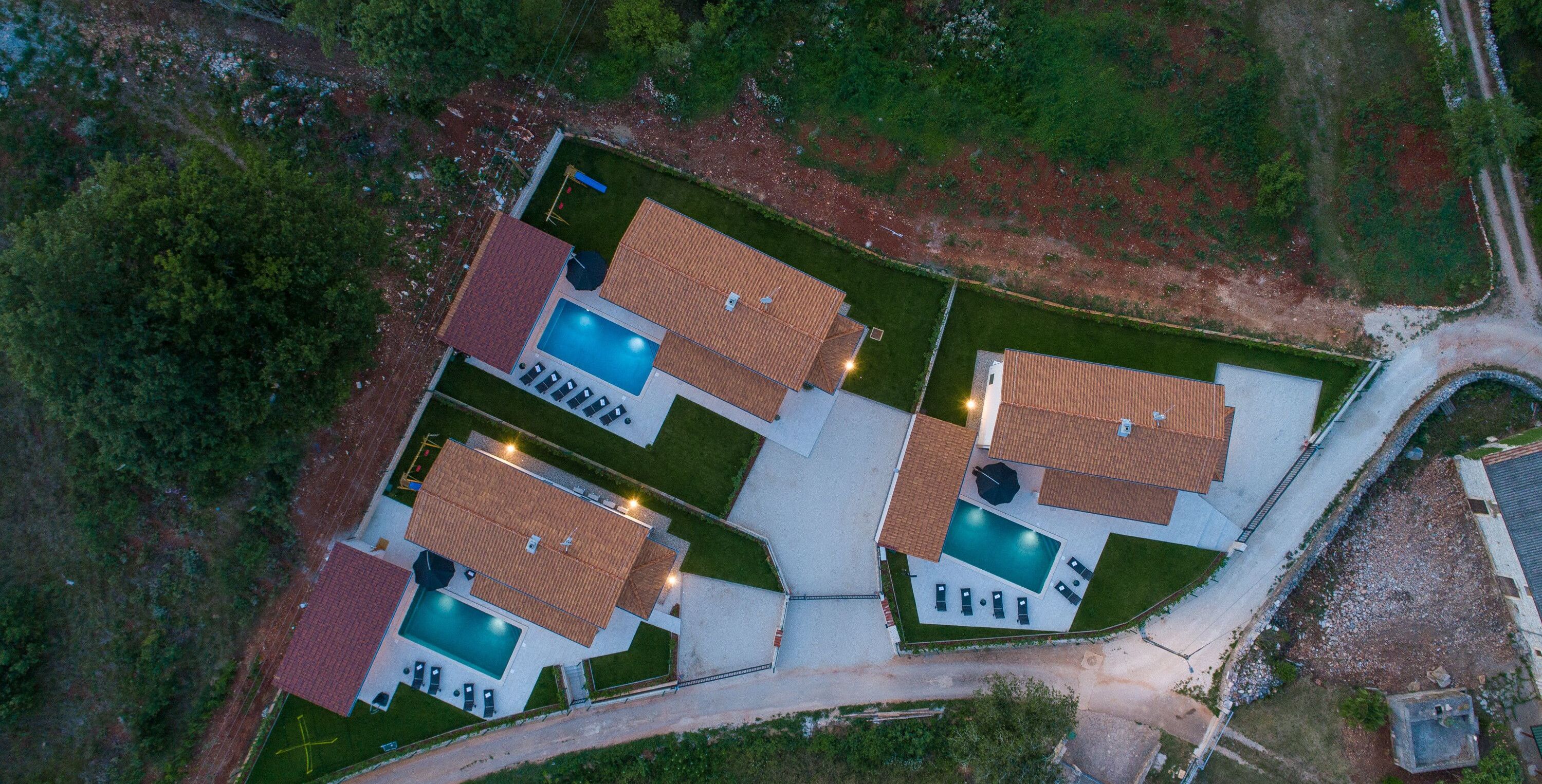 3 عدّة غرف نوم