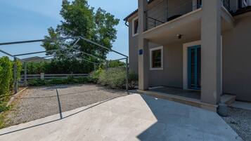 House, Smoking | 2 bedrooms