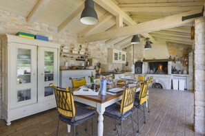 Villa | 4 bedrooms - Lipa in Krnica With 4 Bedrooms and 3 Bathrooms (Marcana)