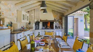 House, Smoking | 4 bedrooms