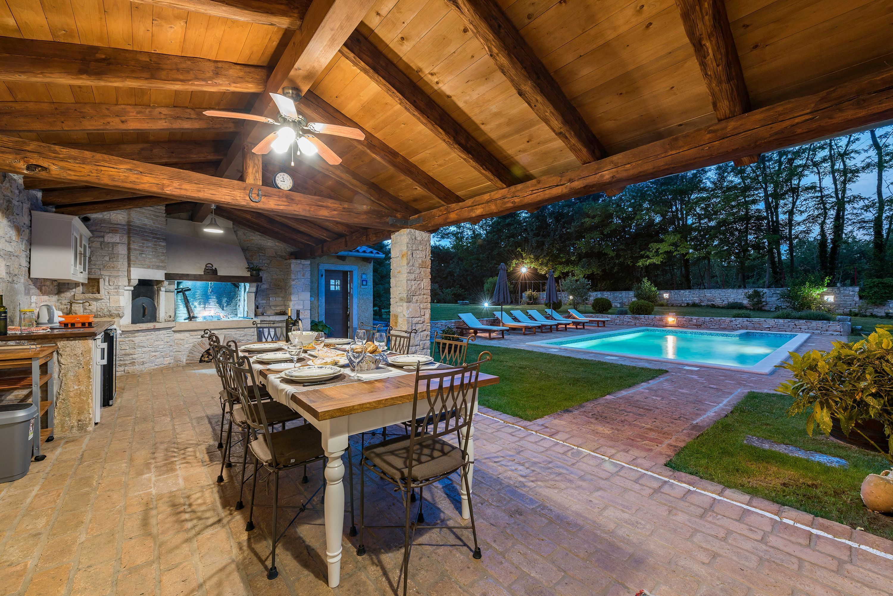 4 عدّة غرف نوم