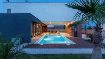 House, Smoking | 4 bedrooms