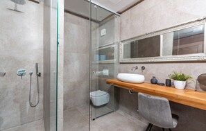 Casa, para fumantes | 4 quartos