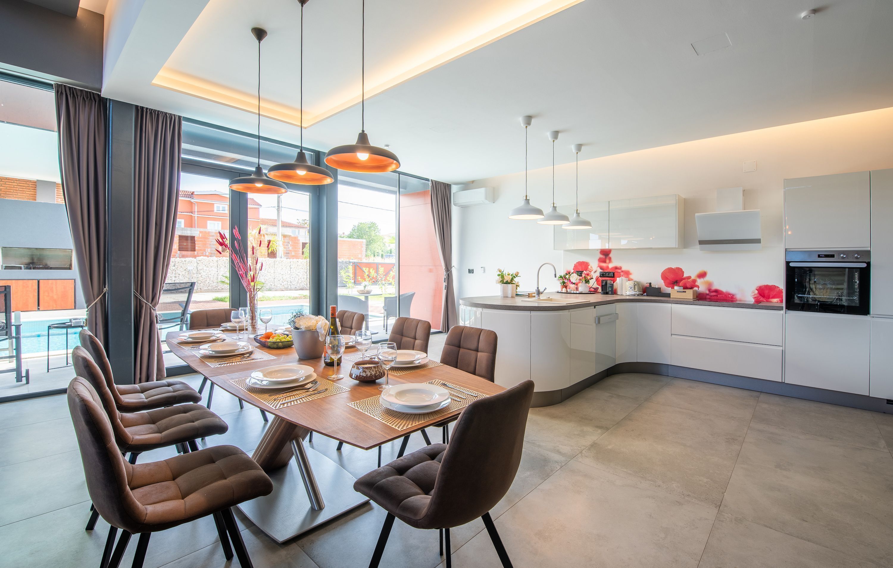 4 عدّة غرف نوم