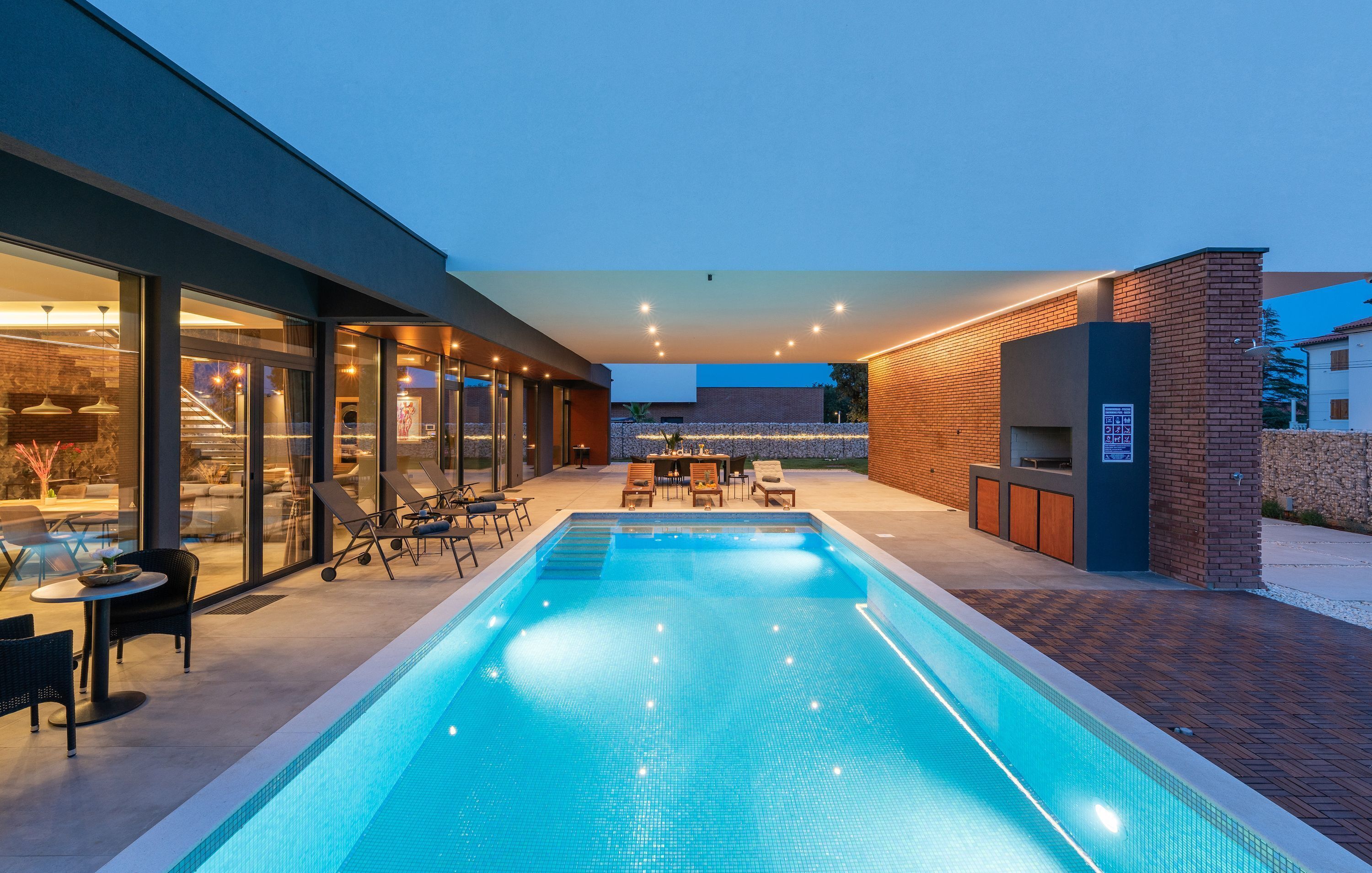 4 عدّة غرف نوم