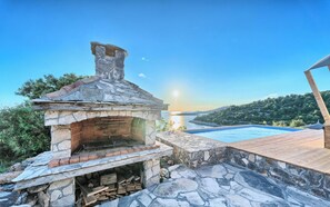 Apartment | 1 bedroom - Honeymoon in Murter With 1 Bedrooms and 1 Bathrooms (Tisno)