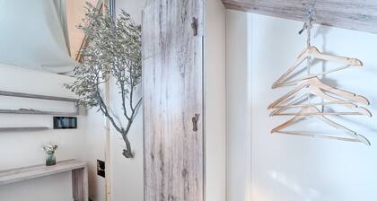 Honeymoon in Murter With 1 Bedrooms and 1 Bathrooms