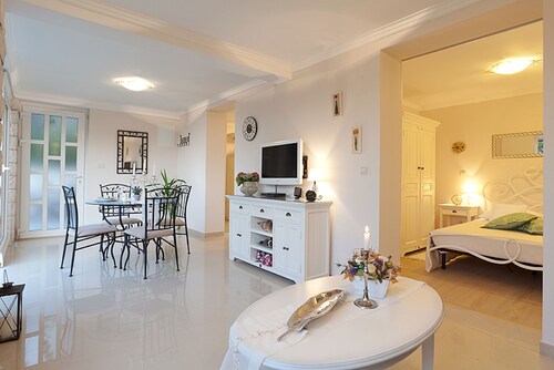 La Perla in Cavtat With 5 Bedrooms and 5 Bathrooms