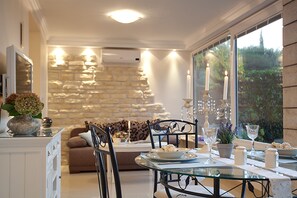 Villa - La Perla in Cavtat With 5 Bedrooms and 5 Bathrooms (Konavle)