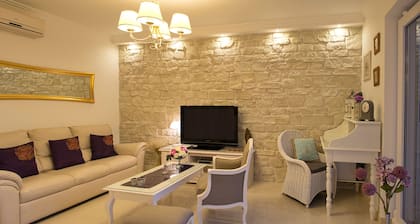 La Perla in Cavtat With 5 Bedrooms and 5 Bathrooms