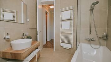 House, Smoking | 4 bedrooms