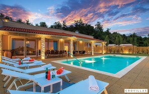 Villa | 4 Schlafzimmer