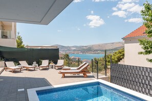 Casa, para fumadores | 4 habitaciones 