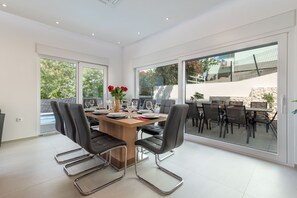 Maison, fumeur | 4 chambres