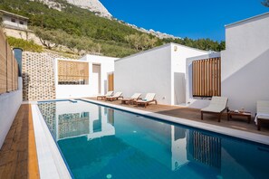 Villa | 3 bedrooms - Bura in Maru i i With 3 Bedrooms and 3 Bathrooms (Omis)