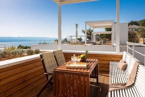 Villa | 3 bedrooms - Bura in Maru i i With 3 Bedrooms and 3 Bathrooms (Omis)