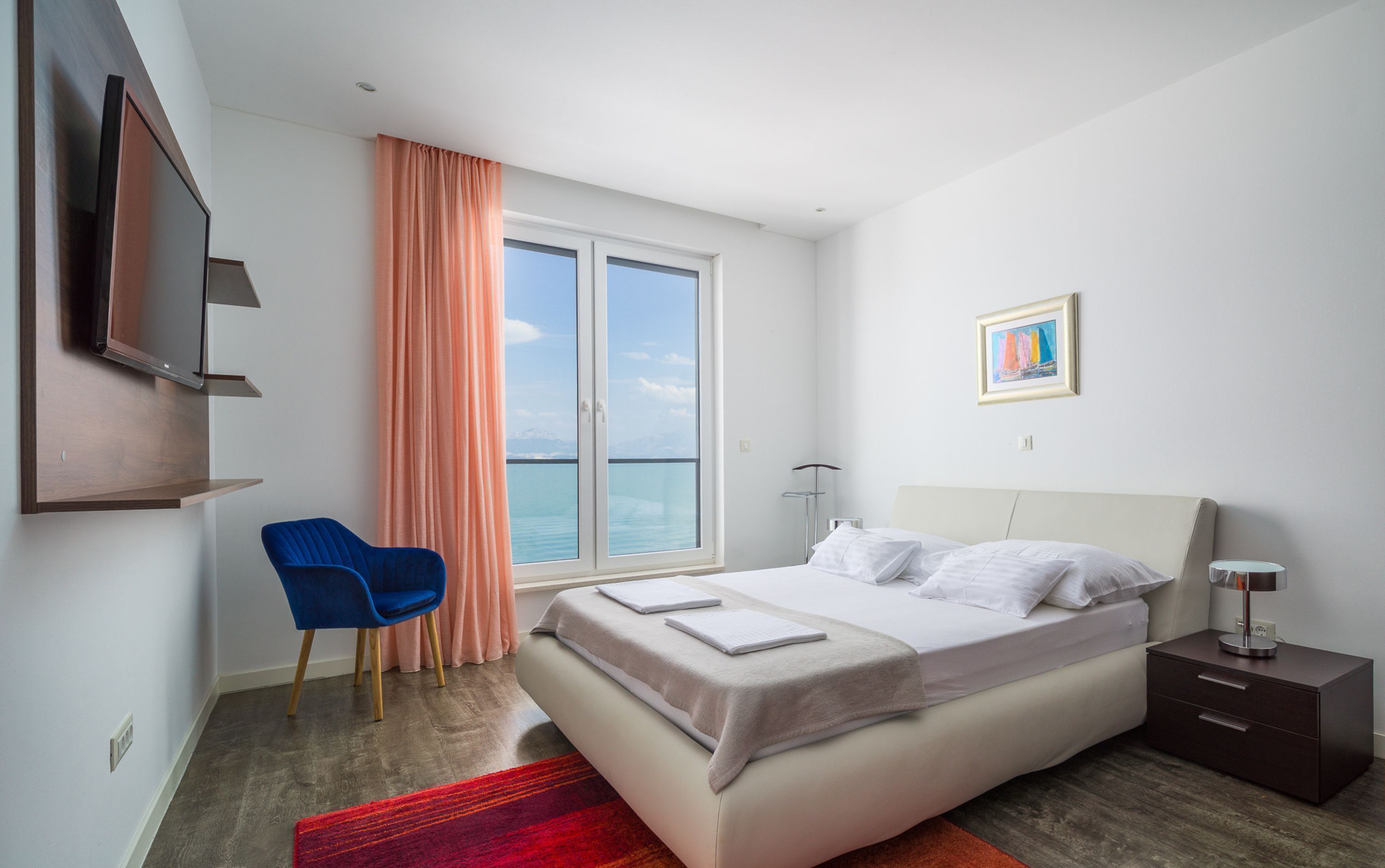 6 عدّة غرف نوم