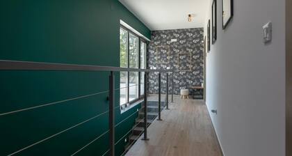 Althea in Ru i i With 4 Bedrooms and 4 Bathrooms