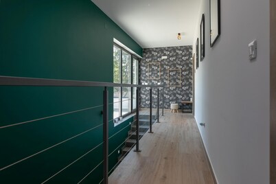 Althea in Ru i i With 4 Bedrooms and 4 Bathrooms