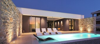 K4 in Kraj Pasman Island