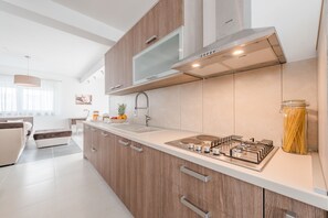5 bedrooms - Dalmacija II in Suko an (Sukosan)