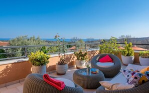 Villa | 3 bedrooms - Island View in Krnica (Marcana)