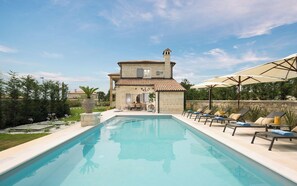 วิลล่า | 4 ห้ องนอน