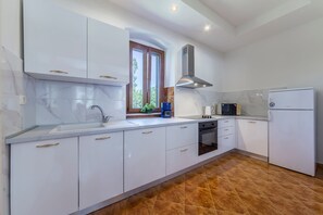 Villa - Ana Labin in Labin With 6 Bedrooms and 1 Bathrooms (Labin)