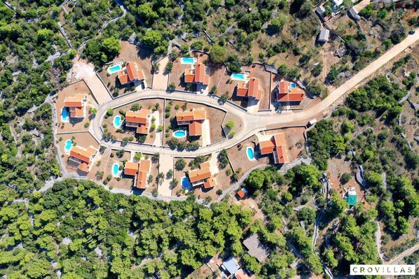 4 عدّة غرف نوم