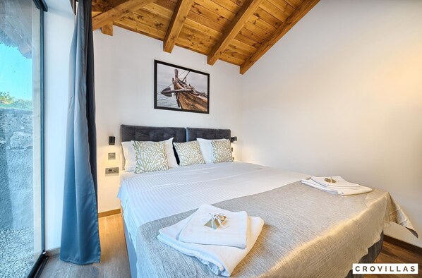 House | 2 bedrooms - Lux I in Murter With 2 Bedrooms and 1 Bathrooms (Tisno)