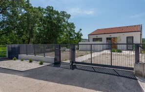 Villa - Green Zebra in Fu Kulin Pore (Porec)