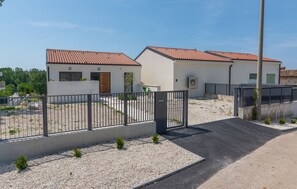 3 عدّة غرف نوم