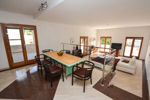 Villa | 4 bedrooms - Azzurro in Grohote Rogac Olta Island (Solta)