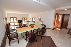 Villa | 4 dormitorios